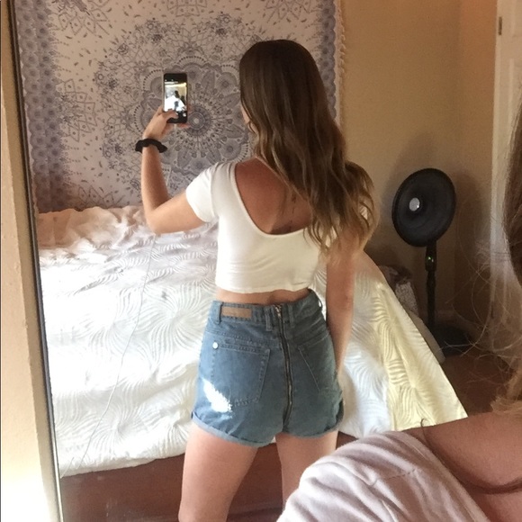 Super cute high waisted shorts - Picture 4 of 4